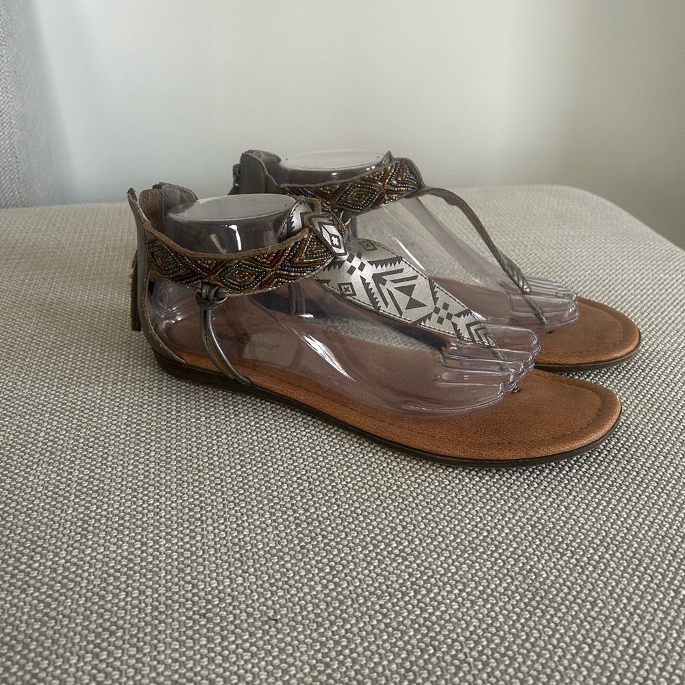 Minnetonka Brown Beaded T-strap Sandals